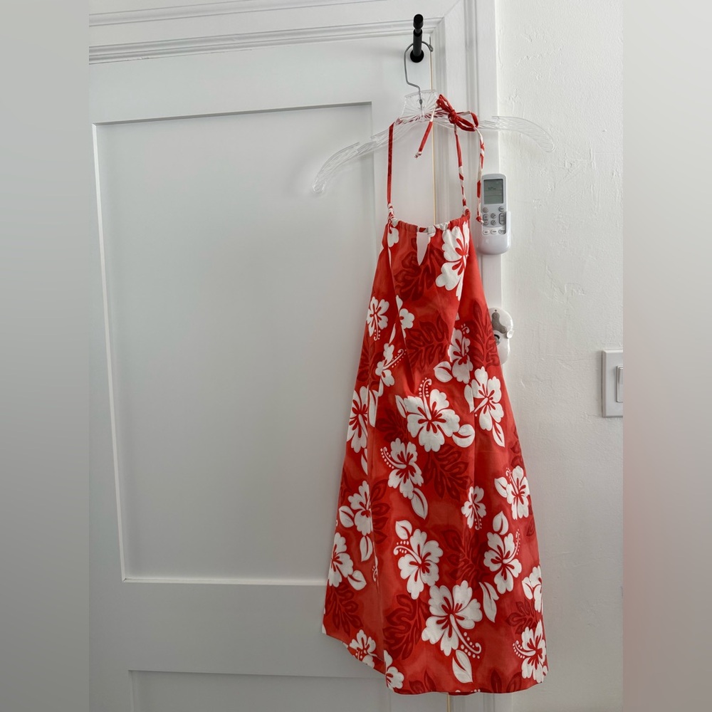 VTG City Triangles pinkish orange hibiscus halter dress (size 13/14 juniors)